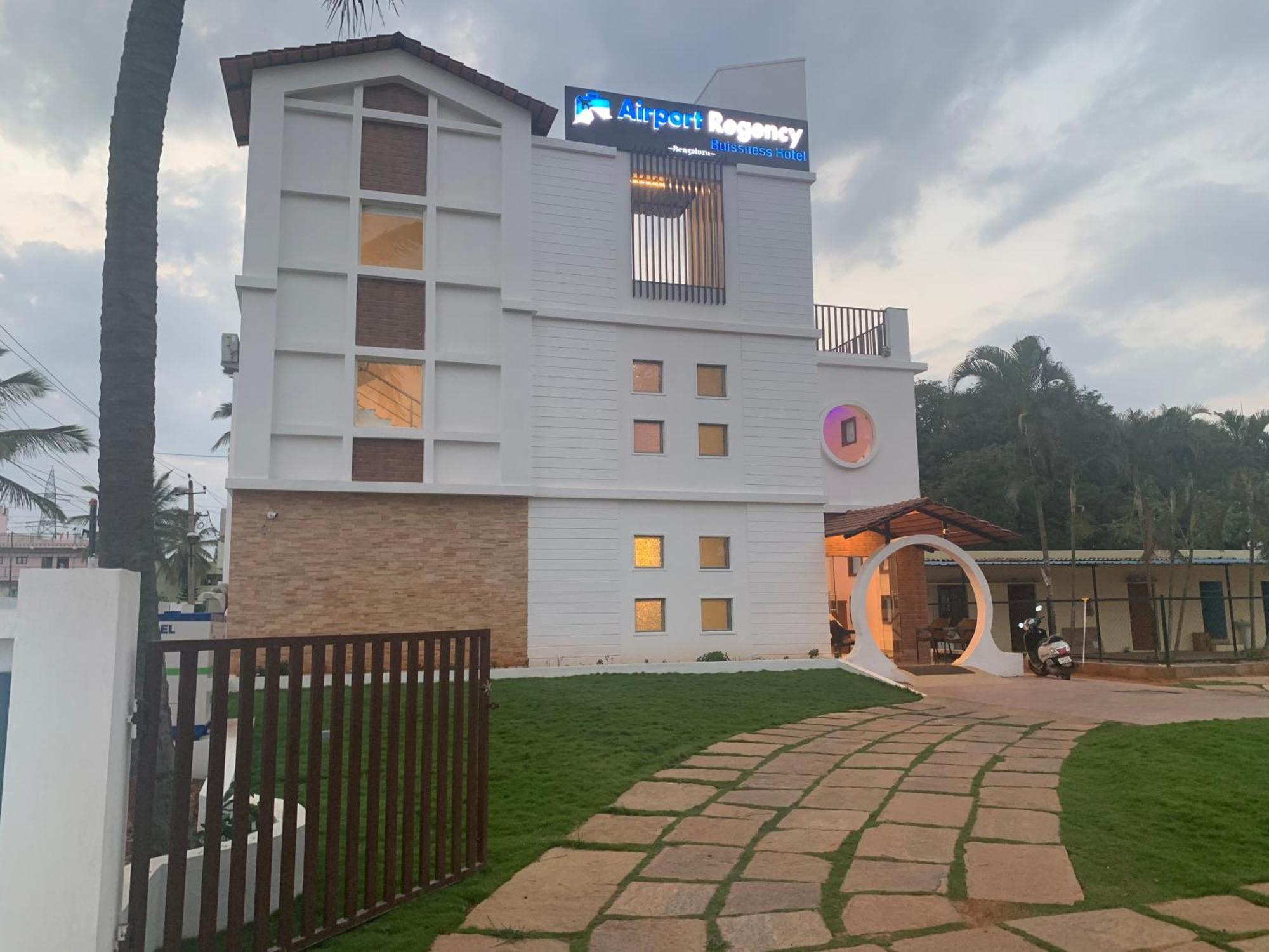 Airport Regency Hotel Devanahalli Ngoại thất bức ảnh